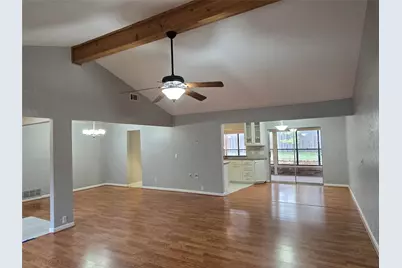 2822 Oak Forest Drive, Grapevine, TX 76051 - Photo 7