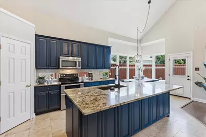 8408 Kobelco Drive, Plano, TX 75024 - Photo 13