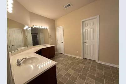 2440 Walker Street, Grand Prairie, TX 75052 - Photo 21