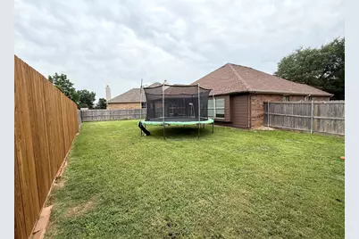 2440 Walker Street, Grand Prairie, TX 75052 - Photo 25