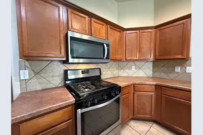 2440 Walker Street, Grand Prairie, TX 75052 - Photo 9