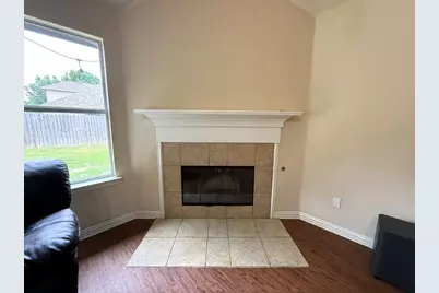 2440 Walker Street, Grand Prairie, TX 75052 - Photo 17