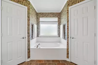 621 W Windsor Drive, Denton, TX 76207 - Photo 23