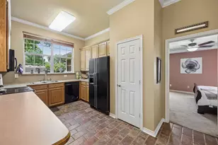 621 W Windsor Dr, Denton, TX 76207 - Photo 11