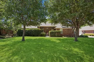 621 W Windsor Dr, Denton, TX 76207 - Photo 1