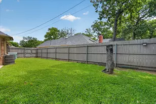 1000 Shady Hill Ln, Burleson, TX 76028 - Photo 33