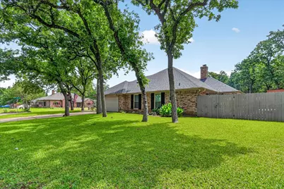 1000 Shady Hill Lane, Burleson, TX 76028 - Photo 3
