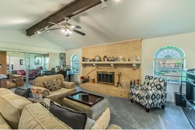 2221 Vanderbilt Court, Denton, TX 76201 - Photo 5