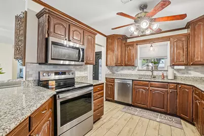 304 Woodlawn Street, Krum, TX 76249 - Photo 21