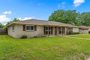 1004 W Elizabeth Dr, Robinson, TX 76706 - Photo 31