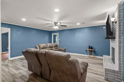 1004 W Elizabeth Drive, Robinson, TX 76706 - Photo 3