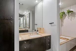 2323 N Houston St, Dallas, TX 75219 - Photo 21