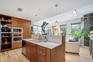 2323 N Houston St, Dallas, TX 75219 - Photo 7