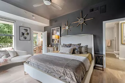 2323 N Houston Street #204, Dallas, TX 75219 - Photo 17