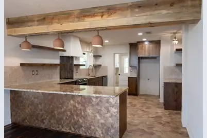 1319 East Fm 4, Cleburne, TX 76031 - Photo 17