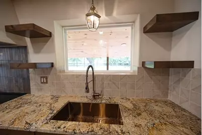 1319 East Fm 4, Cleburne, TX 76031 - Photo 15