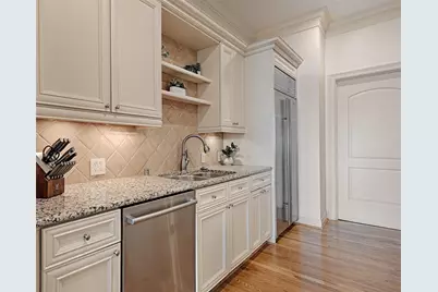 2828 Hood Street #1008, Dallas, TX 75219 - Photo 7
