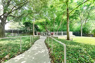2828 Hood St, Dallas, TX 75219 - Photo 25