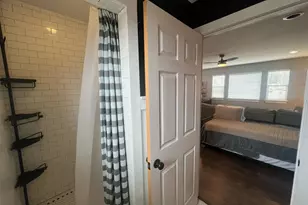 1217 N Austin St, Denton, TX 76201 - Photo 9