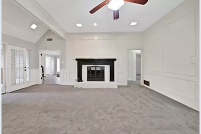 1122 Chimneyrock Trail, Garland, TX 75043 - Photo 7
