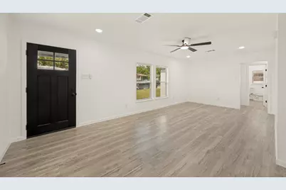 6825 Jewell Avenue, Fort Worth, TX 76112 - Photo 3