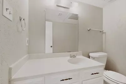 703 E Shady Grove Road, Irving, TX 75060 - Photo 17