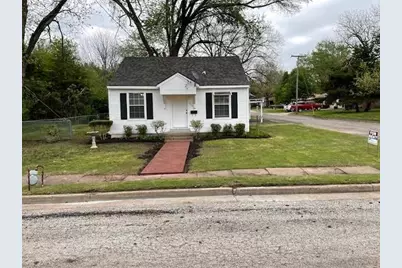 215 Orange Street, Farmersville, TX 75442 - Photo 1