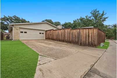 1804 Castille Drive, Carrollton, TX 75007 - Photo 27