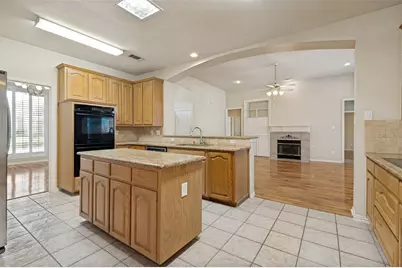 1052 E Seminole Trail, Carrollton, TX 75007 - Photo 13