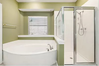 1052 E Seminole Trail, Carrollton, TX 75007 - Photo 25