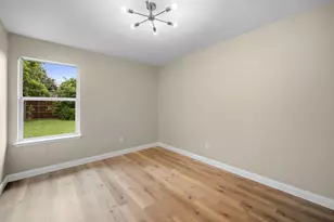 837 Morgan Dr, Burleson, TX 76028 - Photo 23