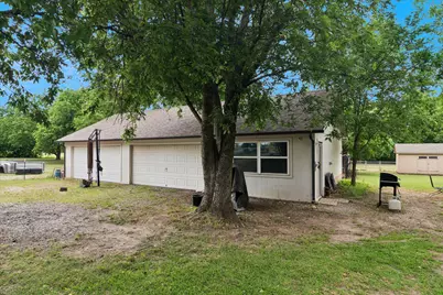 8912 S Hickory Road, Krum, TX 76249 - Photo 23