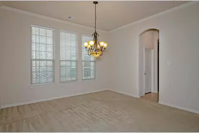 10876 Leesa Drive, McKinney, TX 75072 - Photo 9
