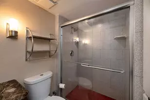 10252 Regal Oaks Dr, Dallas, TX 75230 - Photo 23