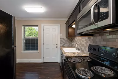 10252 Regal Oaks Drive #B, Dallas, TX 75230 - Photo 13