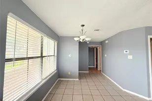 3402 Country Club Dr W, Irving, TX 75038 - Photo 3