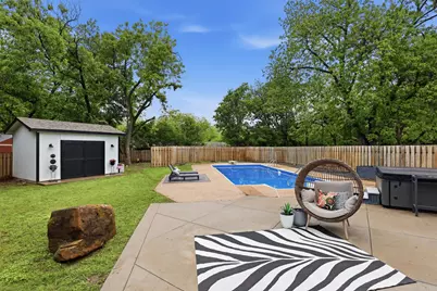 216 Sunset Drive, Cleburne, TX 76033 - Photo 29