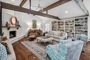 9546 Milltrail Dr, Dallas, TX 75238 - Photo 13