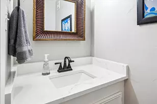 9546 Milltrail Dr, Dallas, TX 75238 - Photo 19