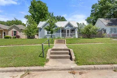 310 N Line Street, Mineola, TX 75773 - Photo 1