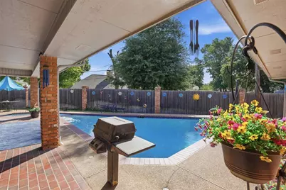 1404 Homestead Court, Irving, TX 75061 - Photo 31