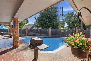 1404 Homestead Ct, Irving, TX 75061 - Photo 31