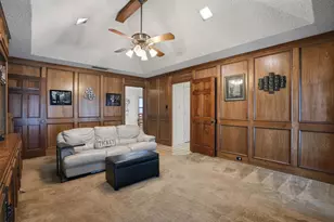 1404 Homestead Ct, Irving, TX 75061 - Photo 21
