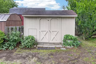2101 Hermanson Dr, Waco, TX 76710 - Photo 11