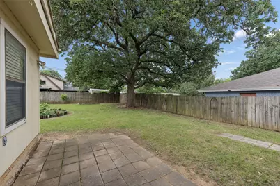 1607 Windlea Drive, Euless, TX 76040 - Photo 23