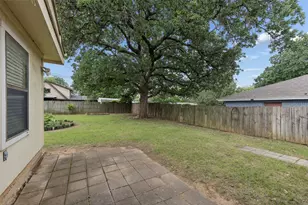 1607 Windlea Dr, Euless, TX 76040 - Photo 23