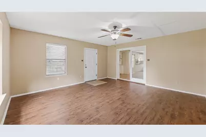 1607 Windlea Drive, Euless, TX 76040 - Photo 15