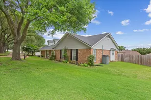 3501 Greenleaf Dr, Waco, TX 76710 - Photo 3