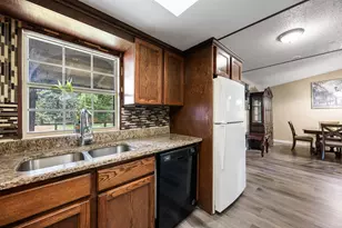 109 Ridgeway Cir, Lewisville, TX 75067 - Photo 17