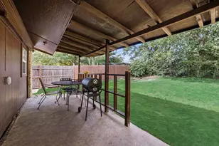 109 Ridgeway Cir, Lewisville, TX 75067 - Photo 5